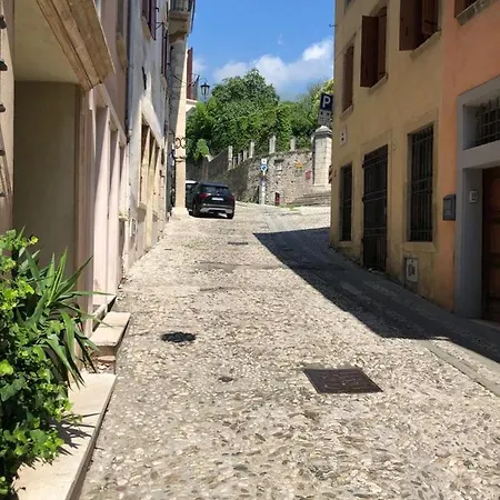 Casa Largo La Piazzola * ויטוריו ונטו