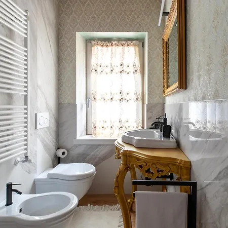 Casa Largo La Piazzola בית הארחה