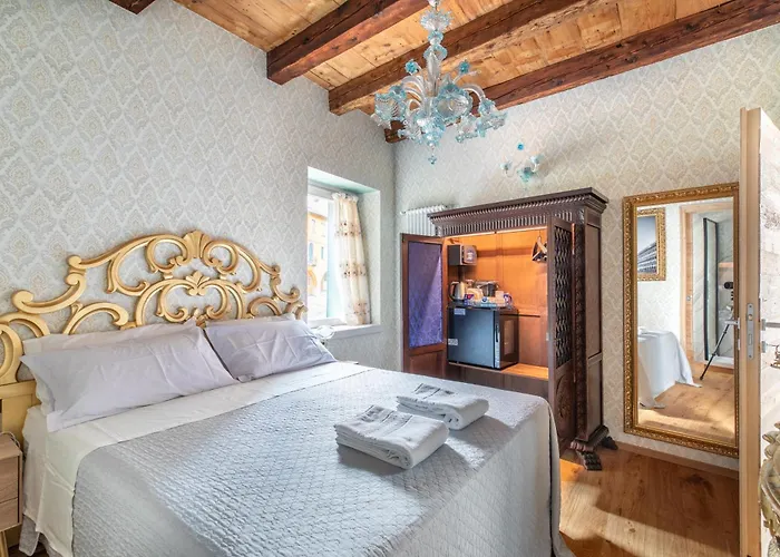 ゲストハウス Casa Largo La Piazzola 3*